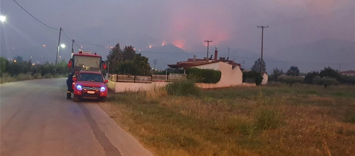 Kόλαση: 57 πυρκαγιές μέσα σε 24 ώρες - Κρίσιμη η κατάσταση στην Κορινθία (βίντεο-φωτο)